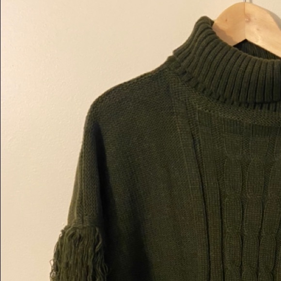 Oversize Sweater - Picture 2 of 6